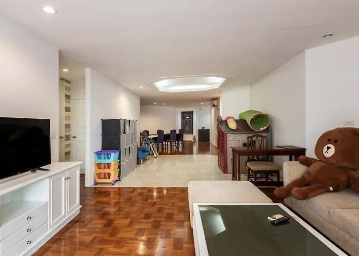 Trinity 3br View Silom شقة *