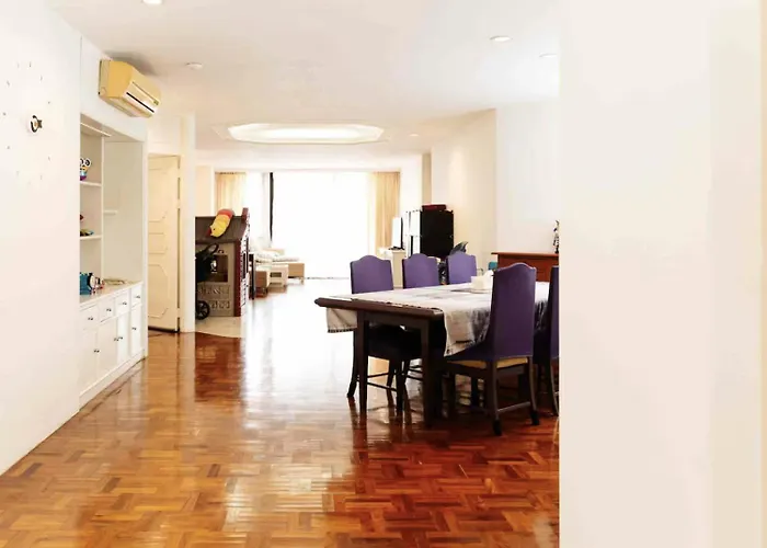 Trinity 3br View Silom شقة *